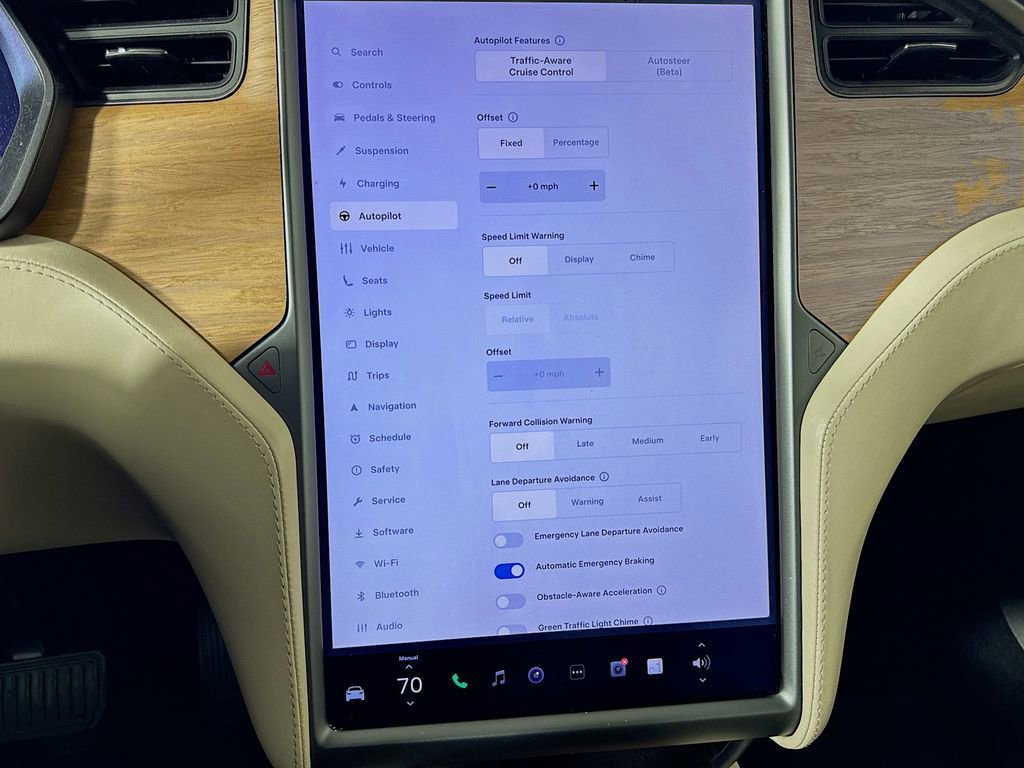 Used 2020 Tesla Model X Long Range image 22