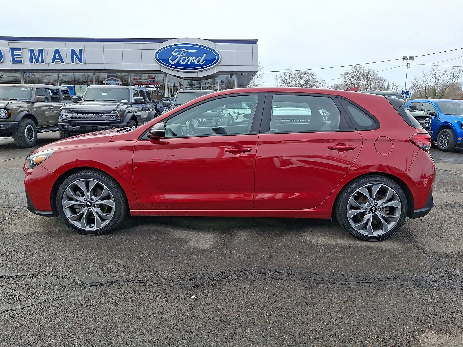 Used 2020 Hyundai Elantra GT N Line image 4