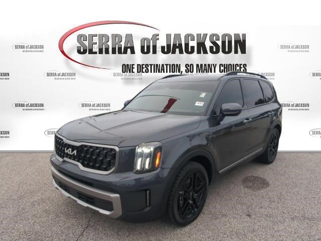 Certified 2023 Kia Telluride EX X-Line AWD/4WD image 4