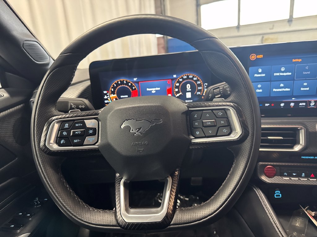 Used 2025 Ford Mustang GT Premium RWD image 16