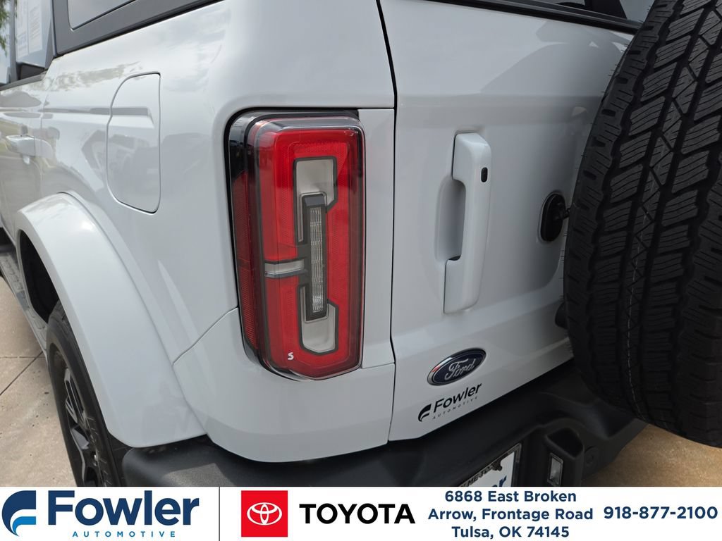 Used 2023 Ford Bronco Outer Banks AWD/4WD image 30