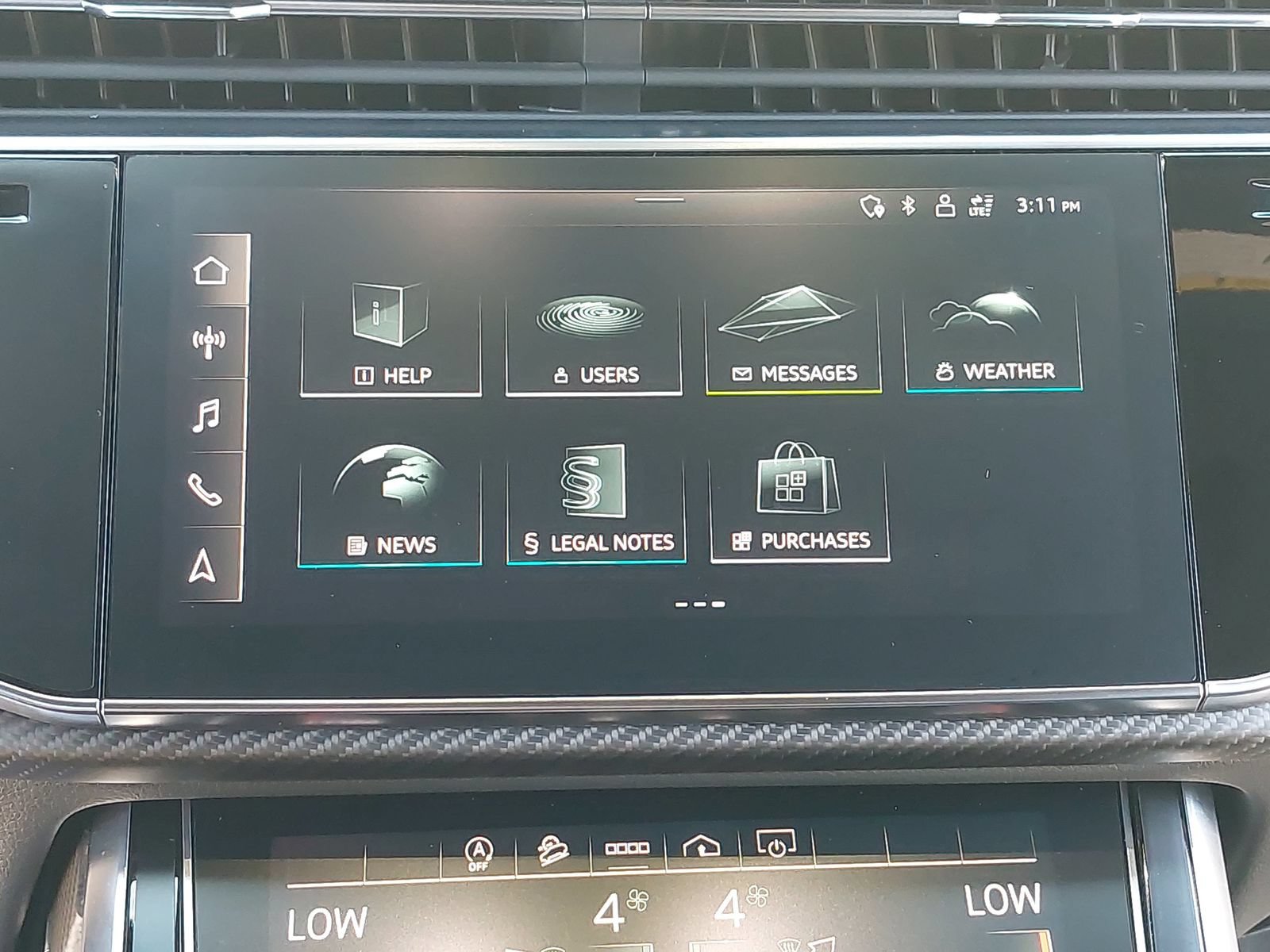 Used 2022 Audi RS Q8 AWD/4WD image 25