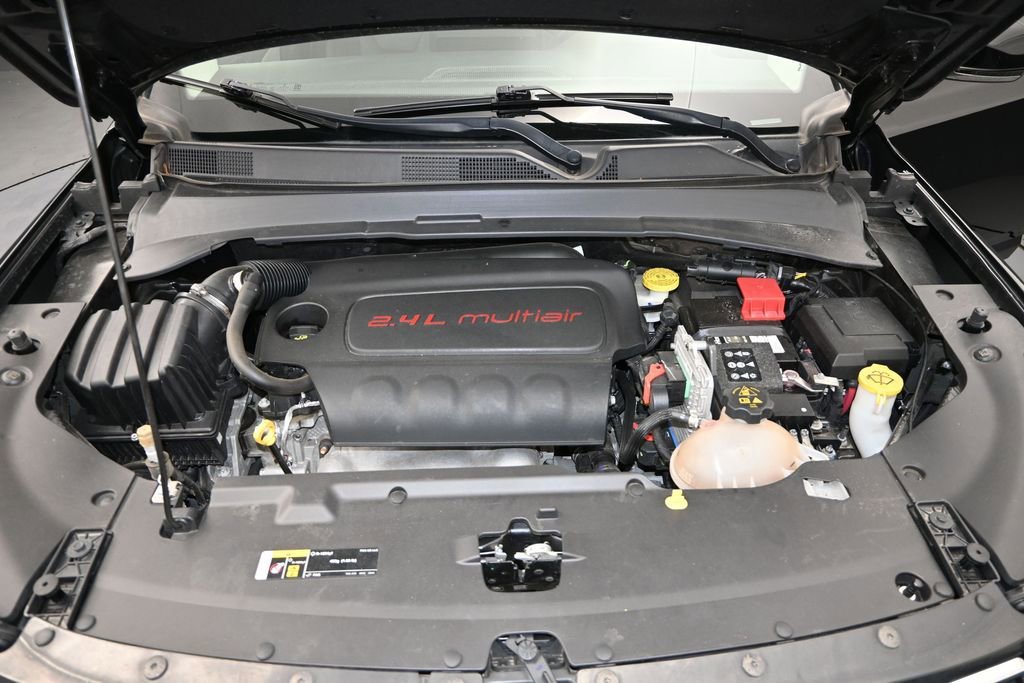 Used 2022 Jeep Compass Limited w/ Sun and Sound Group AWD/4WD image 24