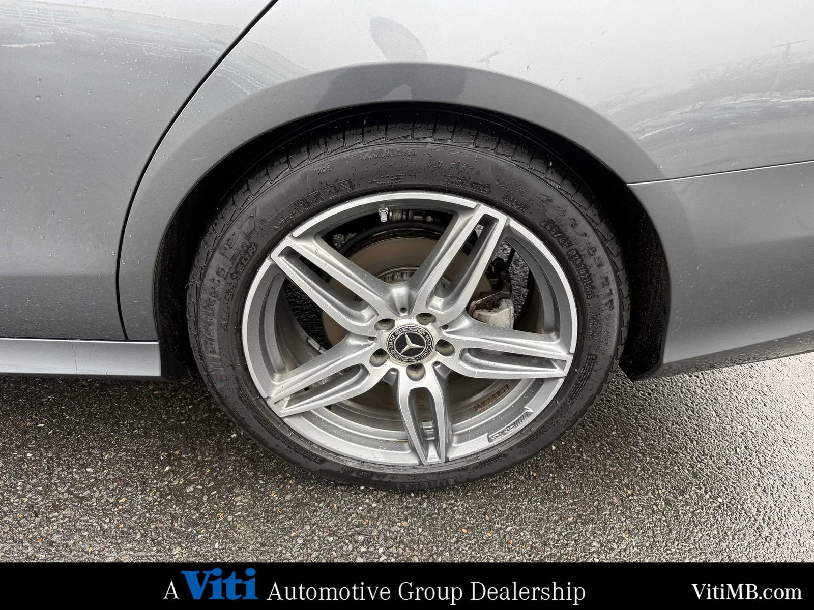 Used 2018 Mercedes-Benz E 300 4MATIC image 13