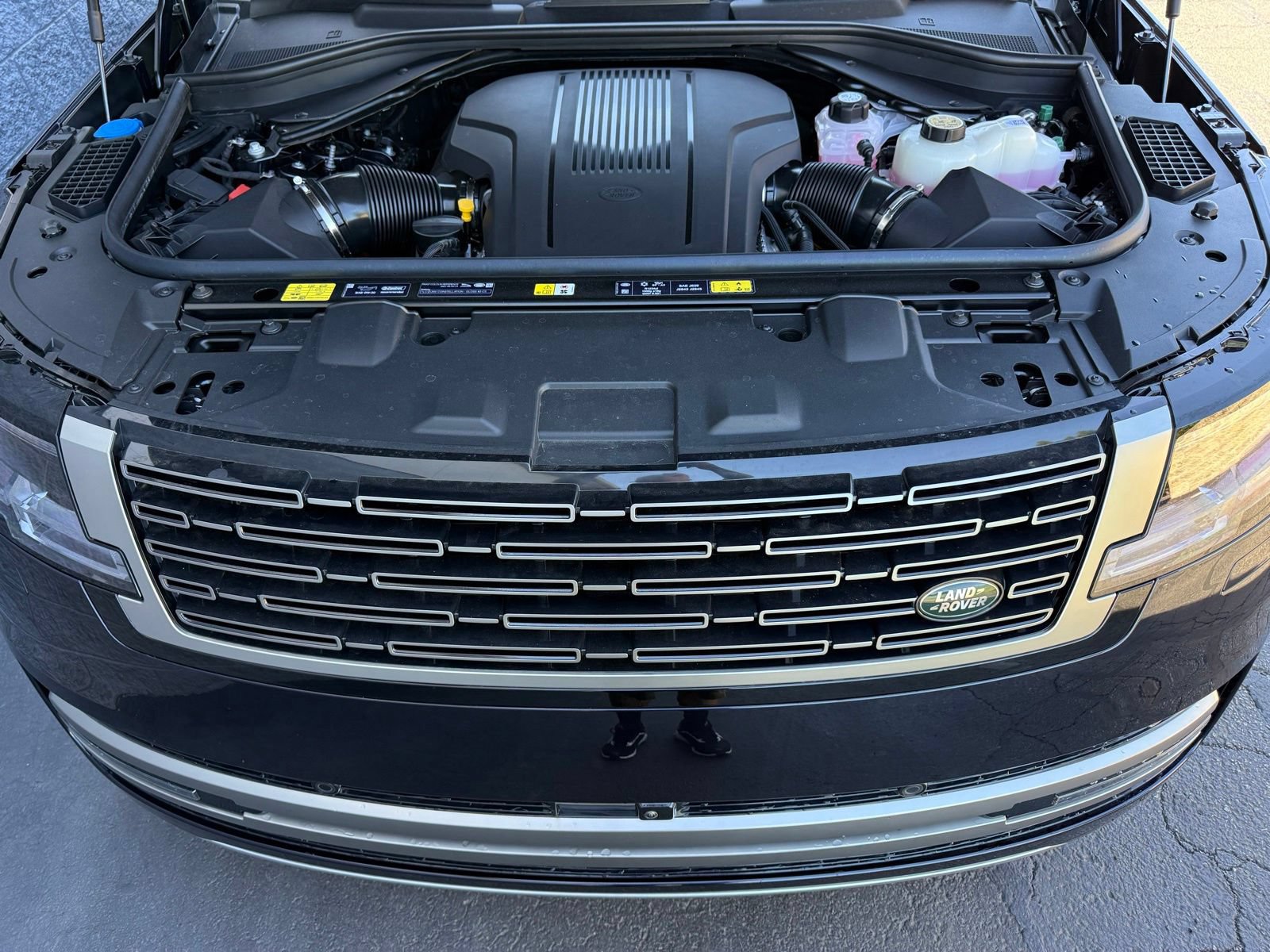 New 2026 Land Rover Range Rover Long Wheelbase Autobiography AWD/4WD image 44