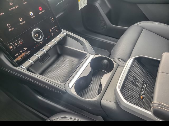 New 2027 GMC Terrain Elevation w/ Elevation Premium Package FWD image 17