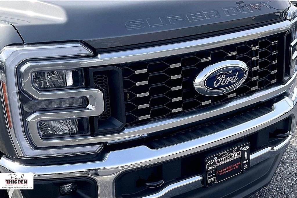 New 2026 Ford F350 XLT w/ XLT Premium Package AWD/4WD image 16