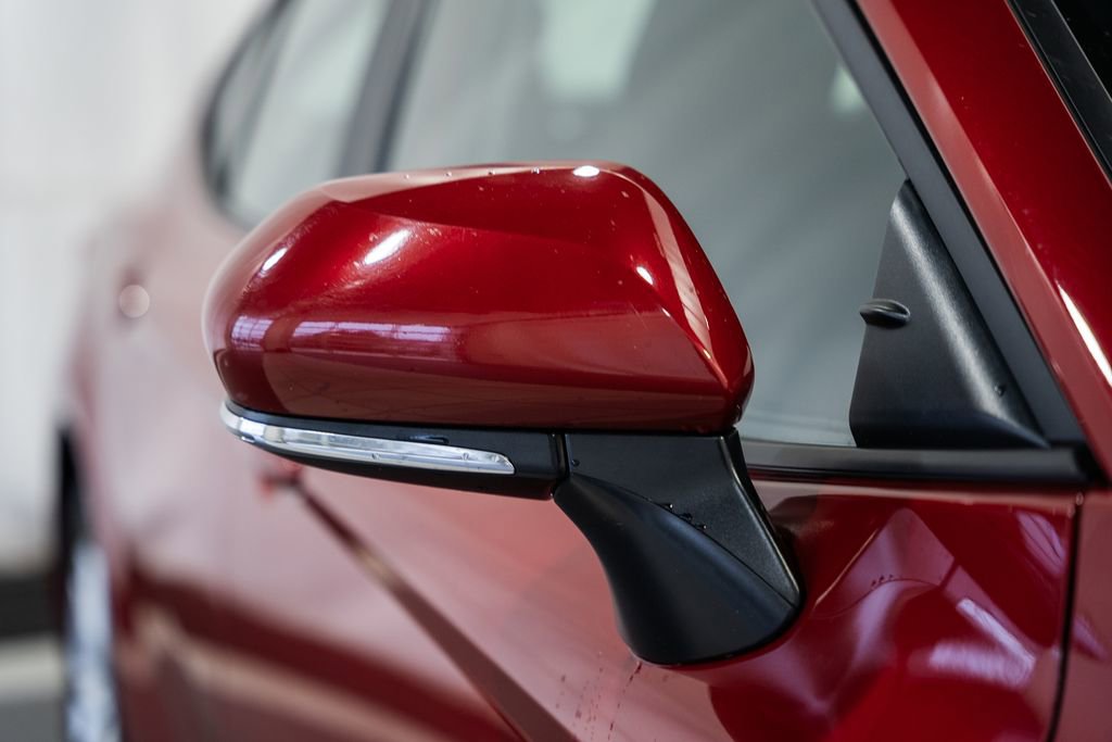 Used 2025 Toyota Camry LE image 12