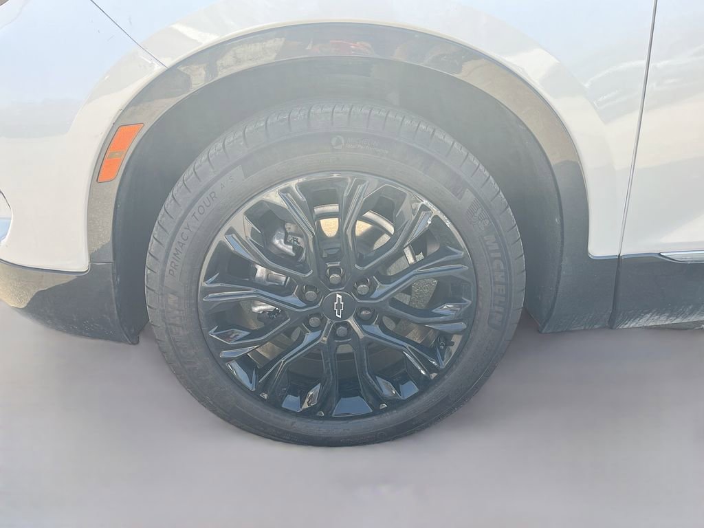 Used 2025 Chevrolet Blazer Premier w/ LPO, Black Sport Package image 31