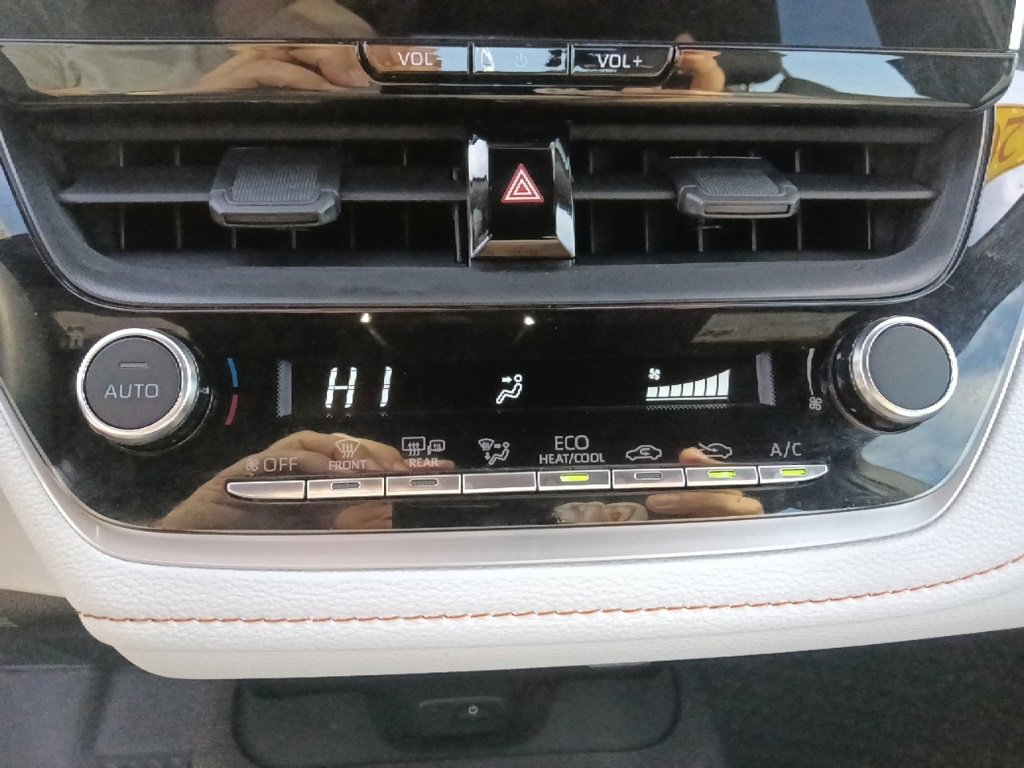 Used 2025 Toyota Corolla FX image 23