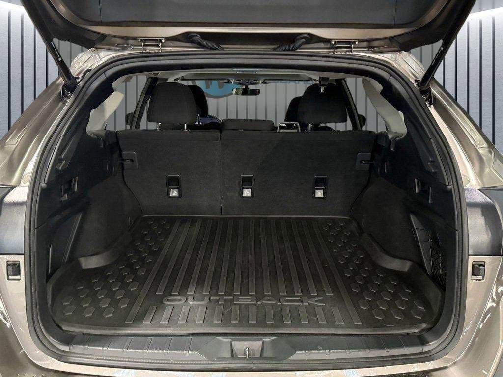 Certified 2024 Subaru Outback Premium image 10