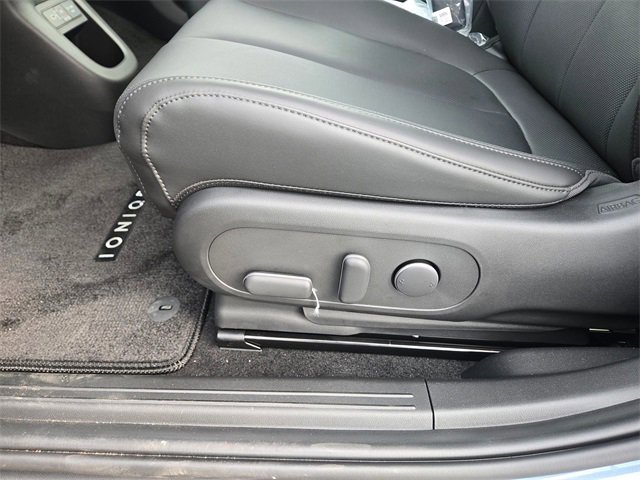 New 2026 Hyundai Ioniq 5 SEL image 12
