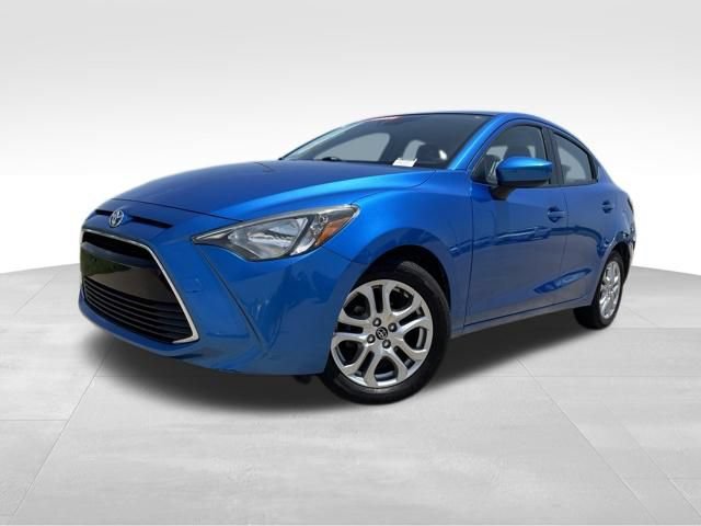 Used 2017 Toyota Yaris iA FWD image 2