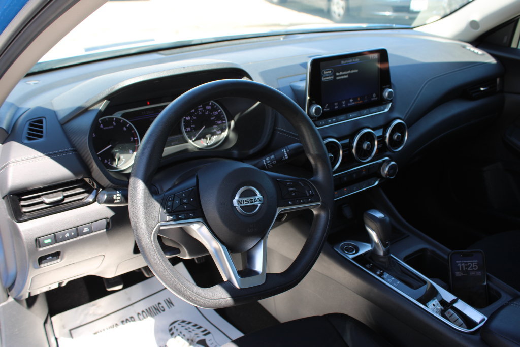 Used 2023 Nissan Sentra SV FWD image 27