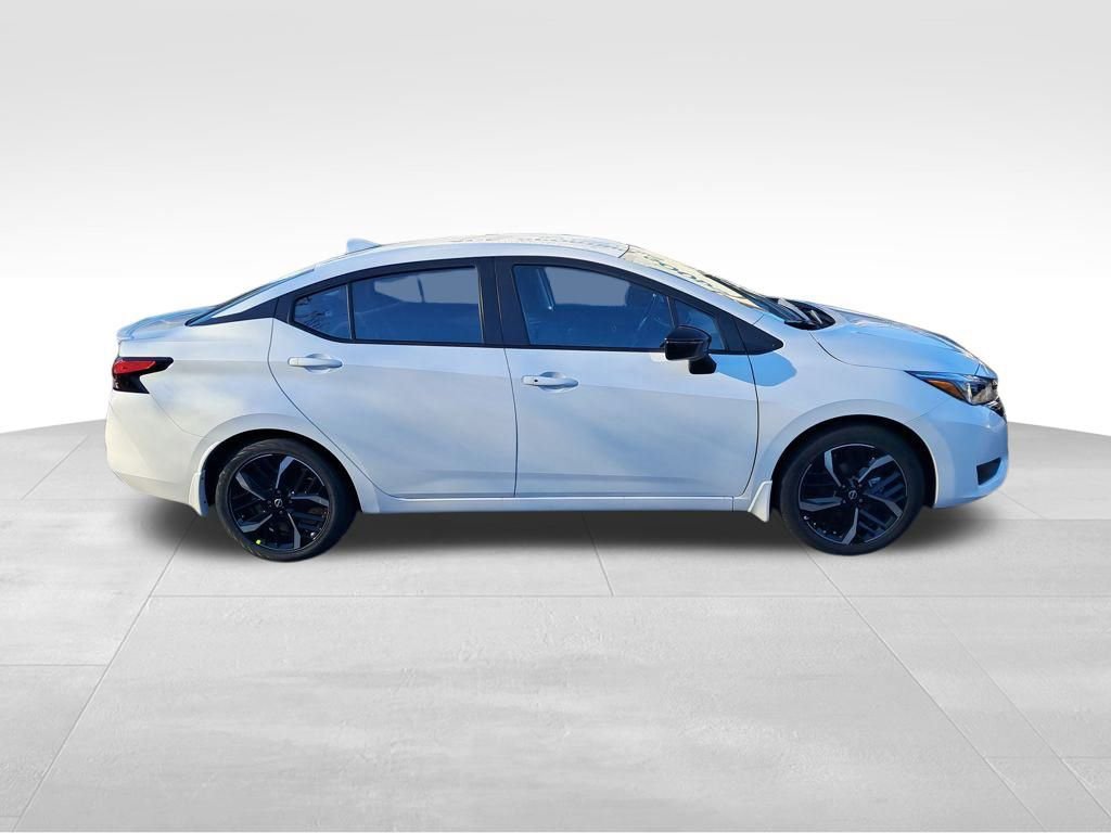 New 2025 Nissan Versa SR w/ Trunk Package image 7