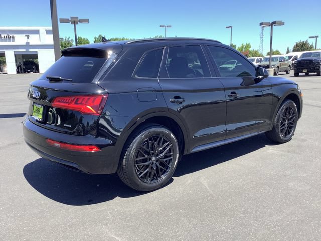 Used 2020 Audi Q5 2.0T Premium w/ Titanium Sport Package AWD/4WD image 31