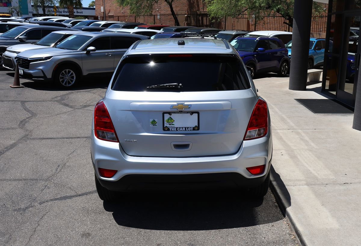 Used 2020 Chevrolet Trax LS w/ Tint and Cruise Package FWD image 10