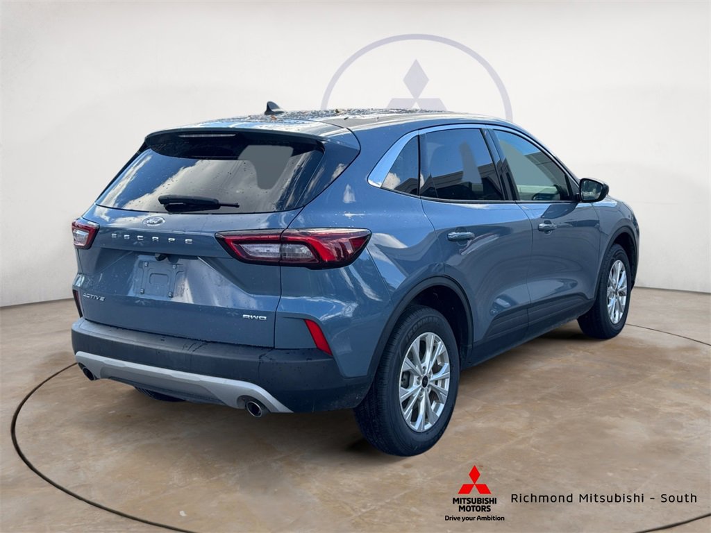 Used 2024 Ford Escape Active image 3