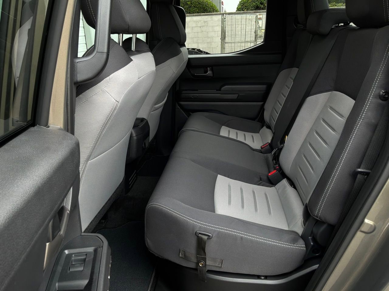 Used 2025 Toyota Tacoma TRD Sport image 11