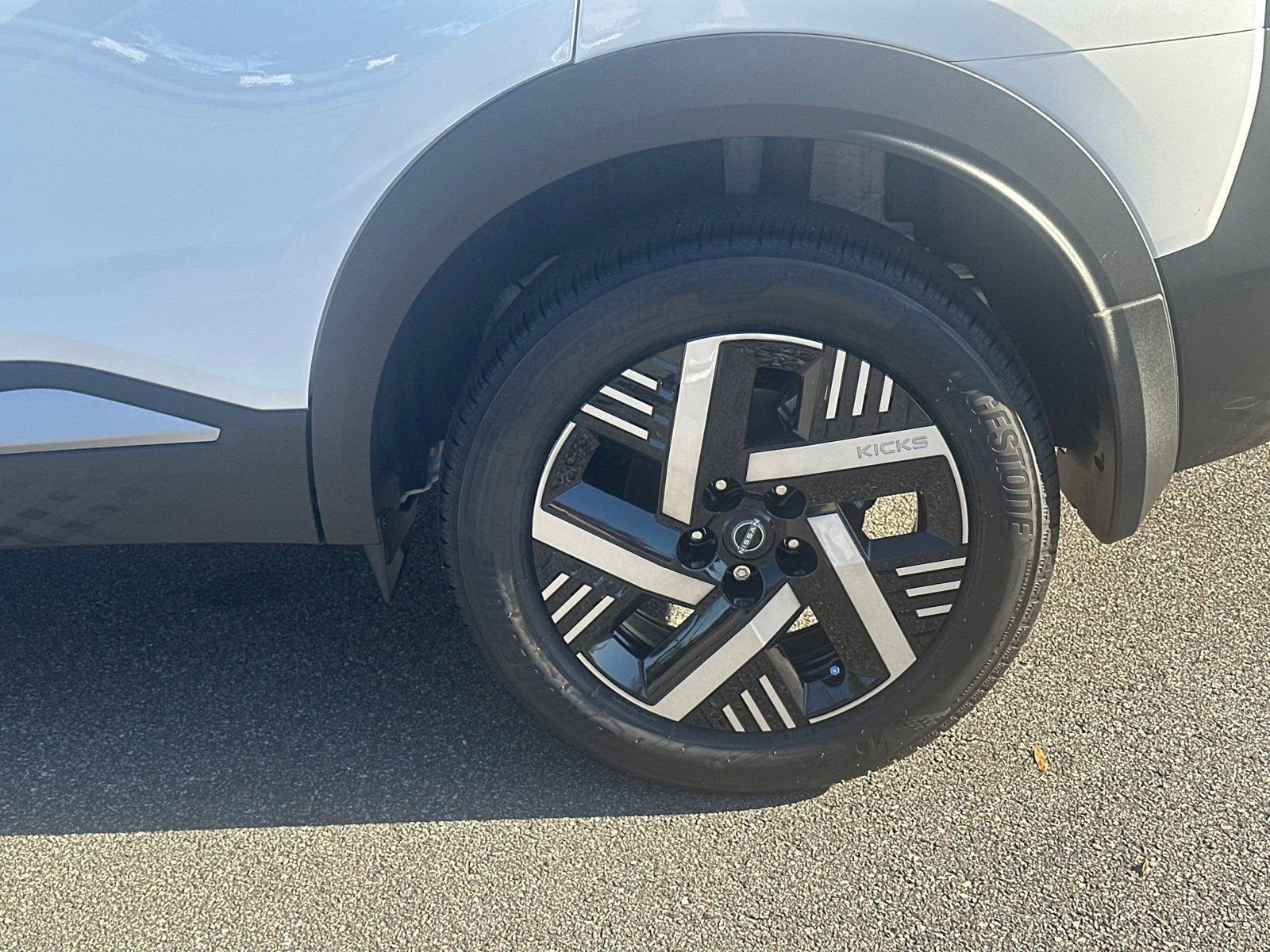 New 2026 Nissan Kicks SV image 19