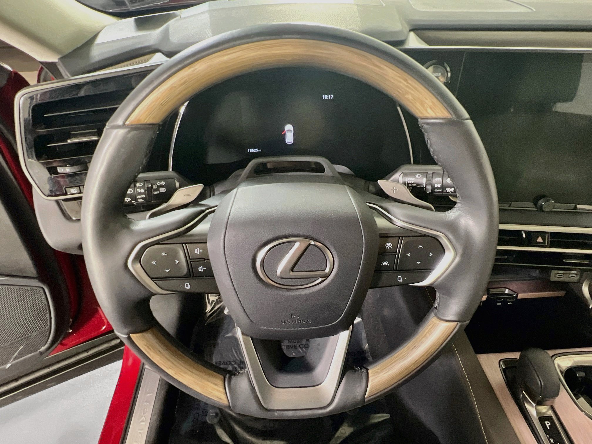 Used 2023 Lexus RX 350 w/ Accessory Package (2T) AWD/4WD image 11