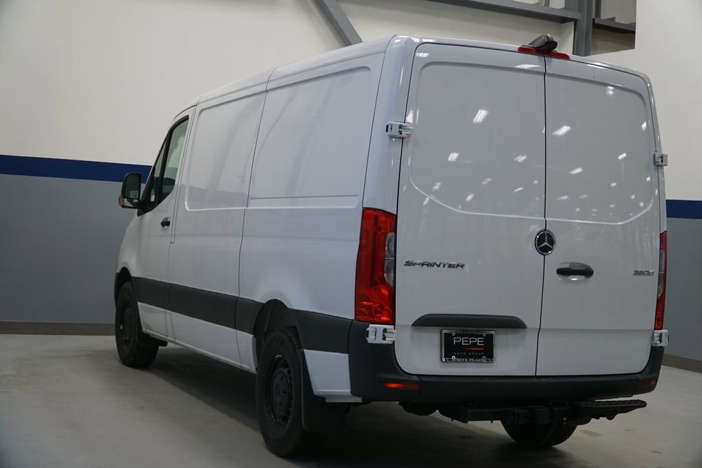 New 2025 Mercedes-Benz Sprinter 2500 image 4