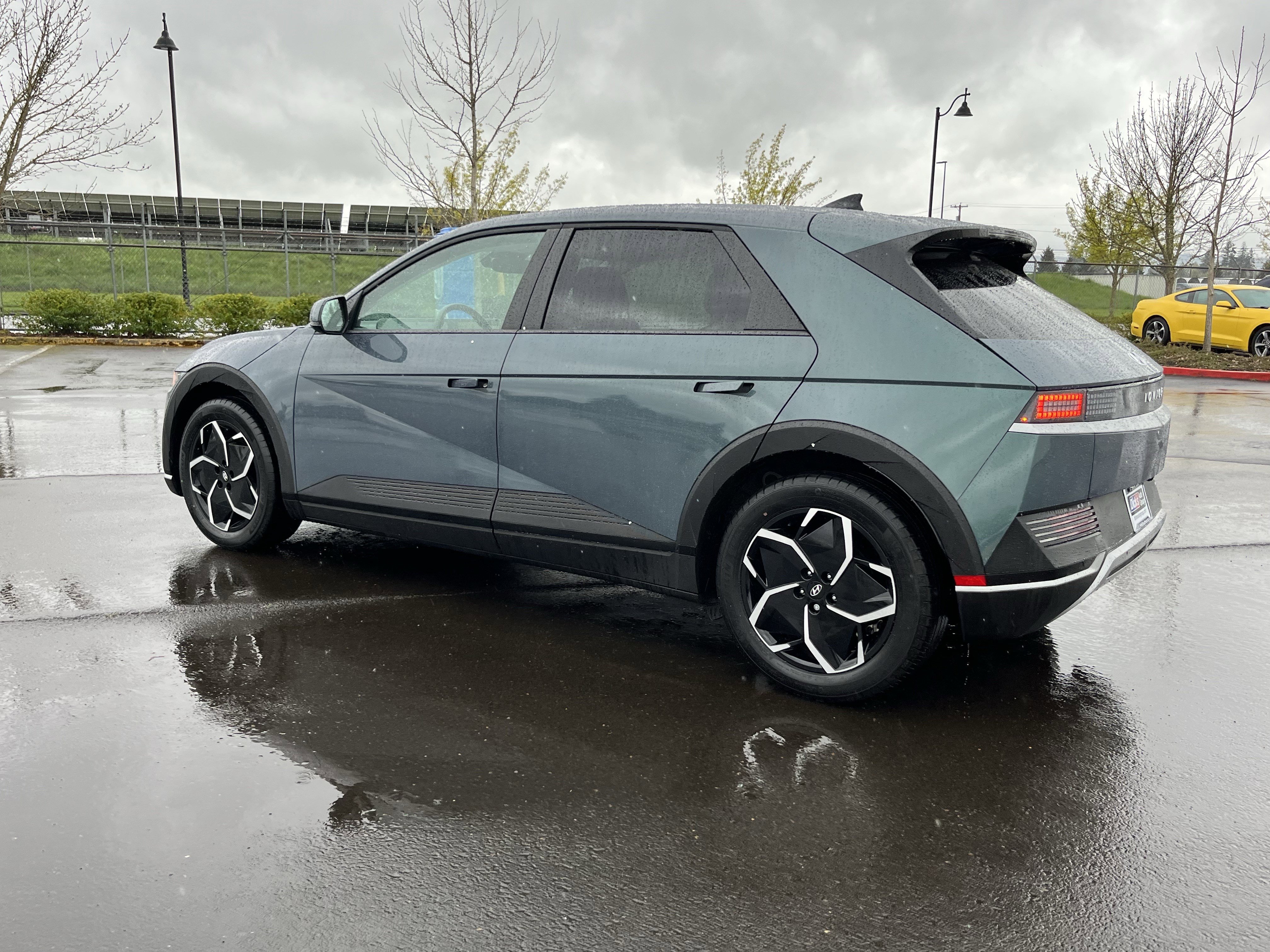 Used 2024 Hyundai Ioniq 5 SEL image 3