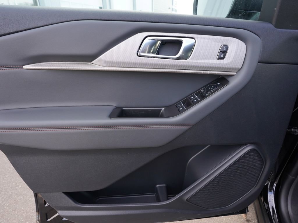 New 2026 Ford Explorer Active image 19