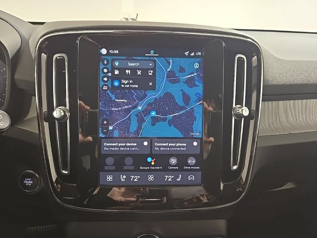 Used 2026 Volvo XC40 B5 Core w/ Climate Package AWD/4WD image 14