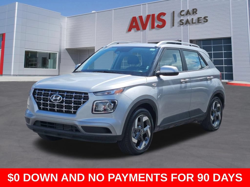 Used 2025 Hyundai Venue SEL FWD image 1
