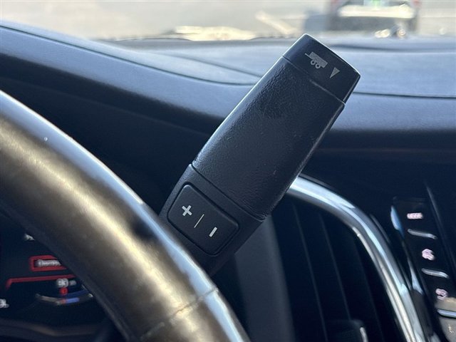 Used 2017 Cadillac Escalade Luxury image 15