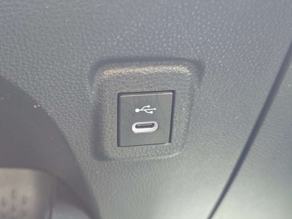 Used 2025 Toyota Corolla LE FWD image 45