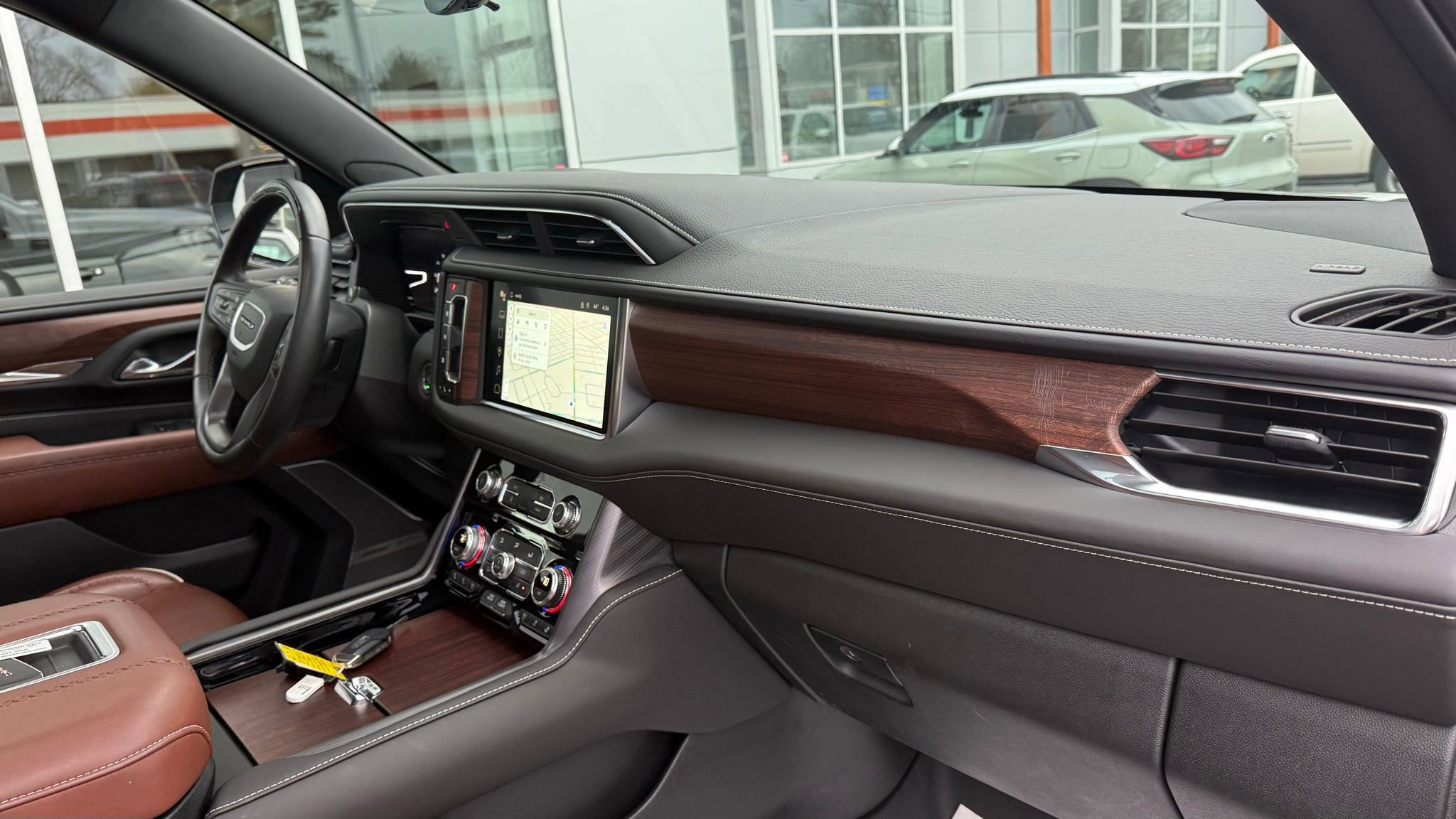 Used 2024 GMC Yukon XL Denali Ultimate image 22