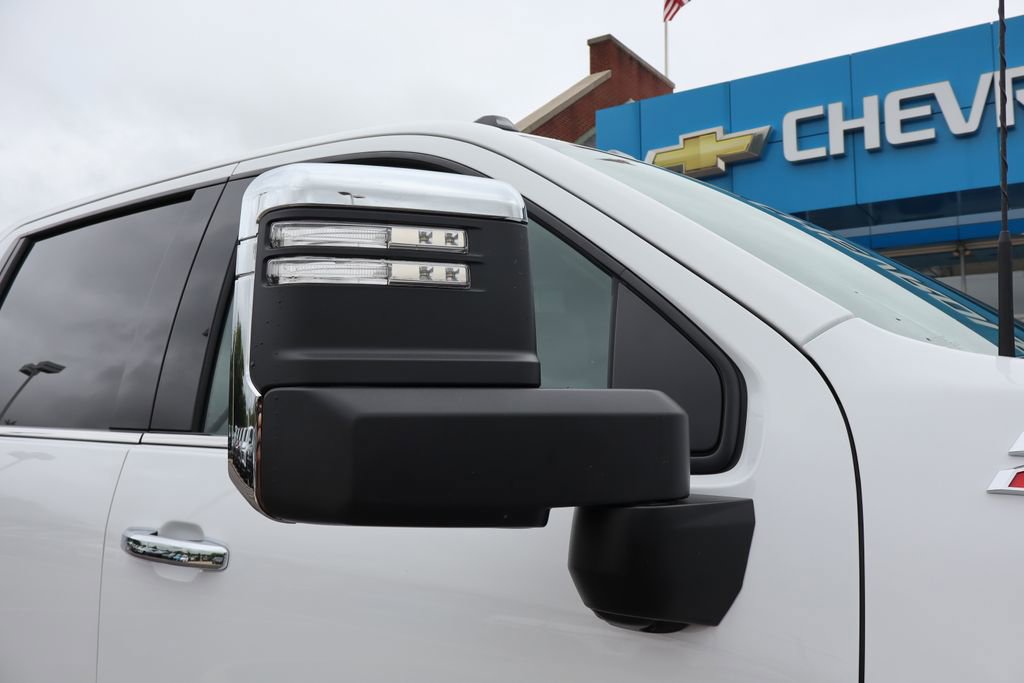 New 2025 Chevrolet Silverado 3500 LTZ w/ LTZ Premium Package image 2