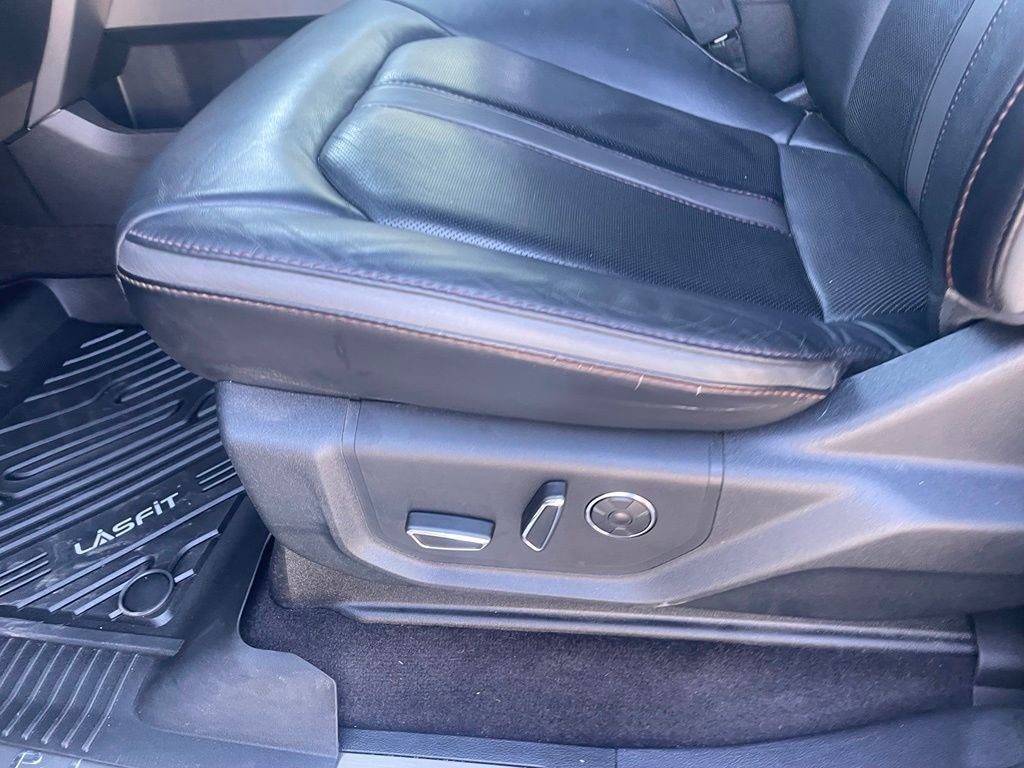 Used 2020 Ford F150 Platinum w/ Equipment Group 701A Luxury AWD/4WD image 10