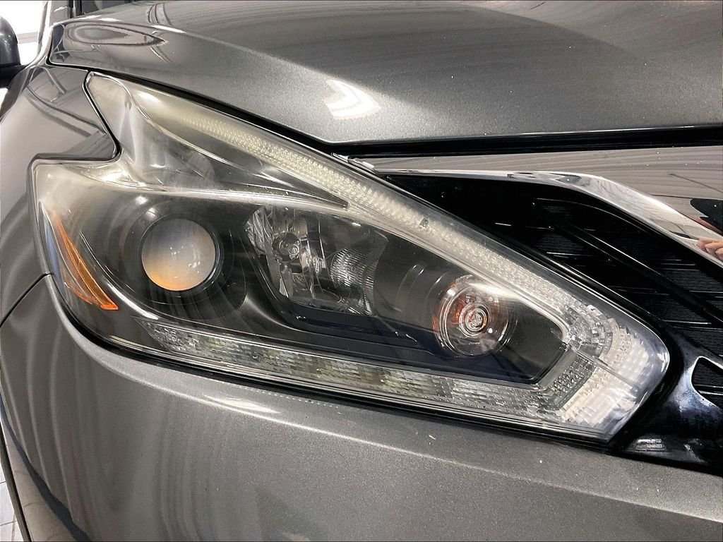 Used 2018 Nissan Murano SL w/ Moonroof Package AWD/4WD image 34