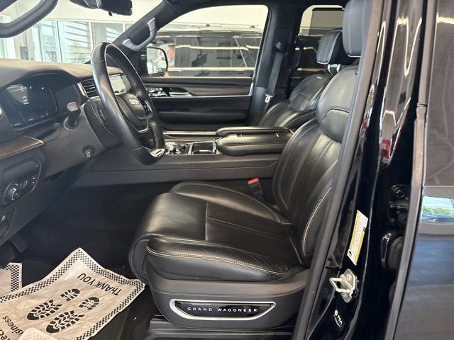 Used 2023 Jeep Grand Wagoneer Series II AWD/4WD image 57