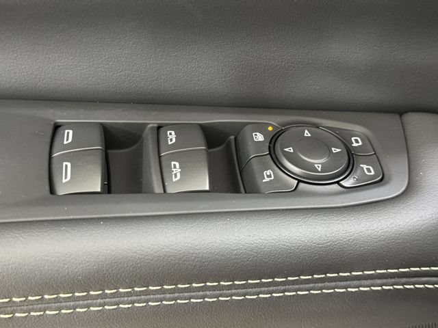 New 2026 GMC Yukon XL Elevation w/ Elevation Premium Package RWD image 24