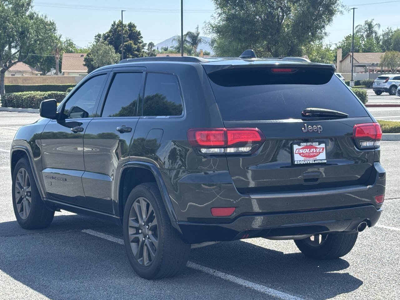 Used 2016 Jeep Grand Cherokee Limited 75th Anniversary RWD image 5