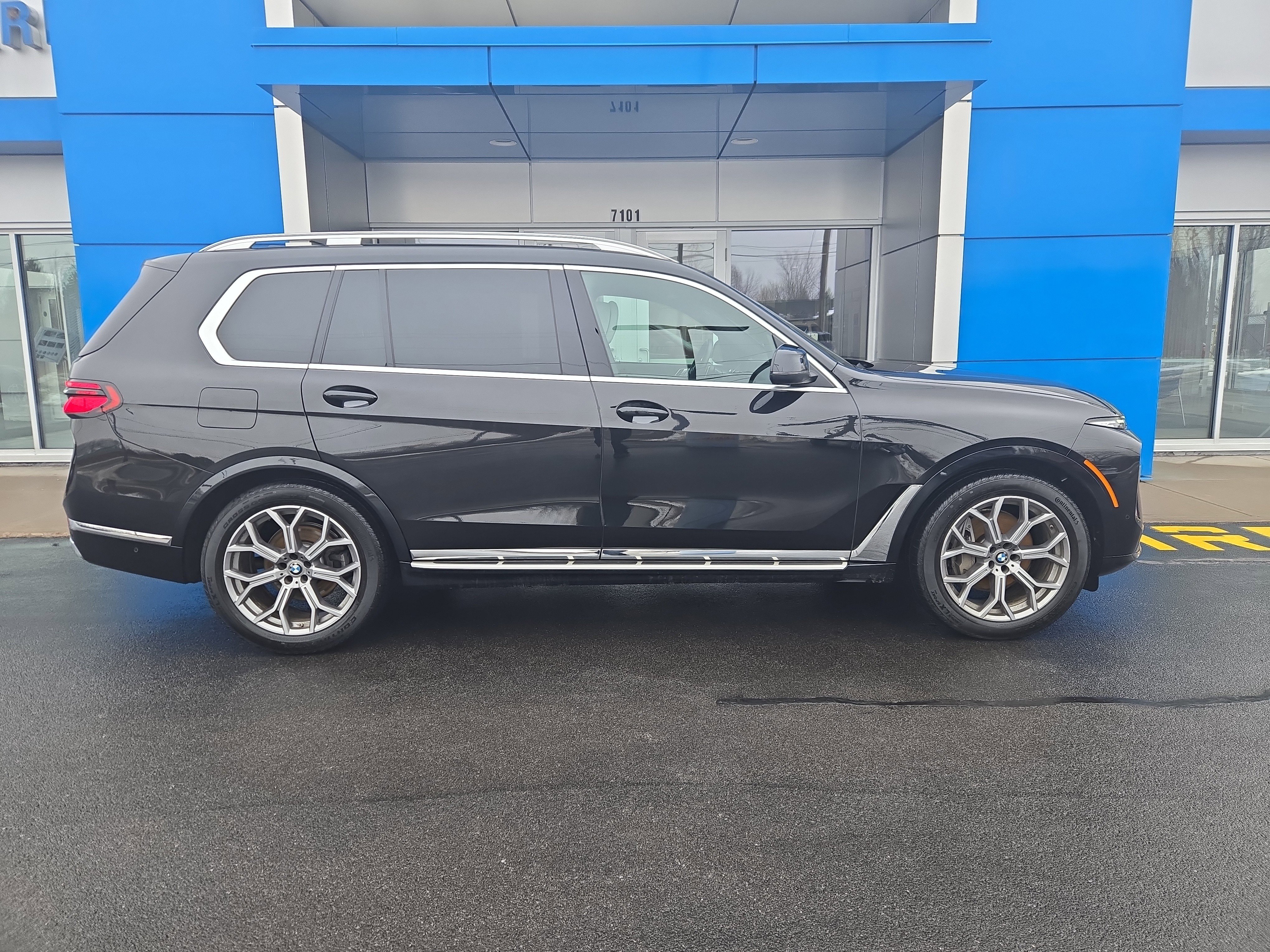 Used 2023 BMW X7 xDrive40i image 16