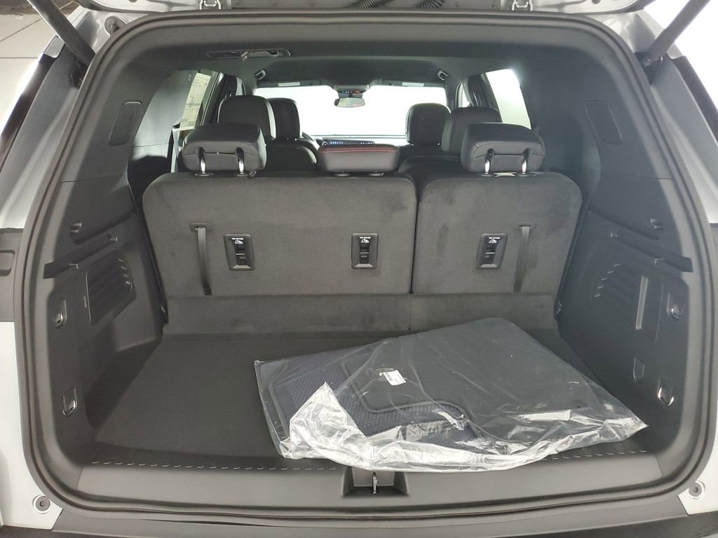 New 2026 Chevrolet Traverse Z71 image 33