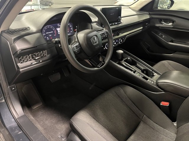 Used 2023 Honda Accord EX image 19