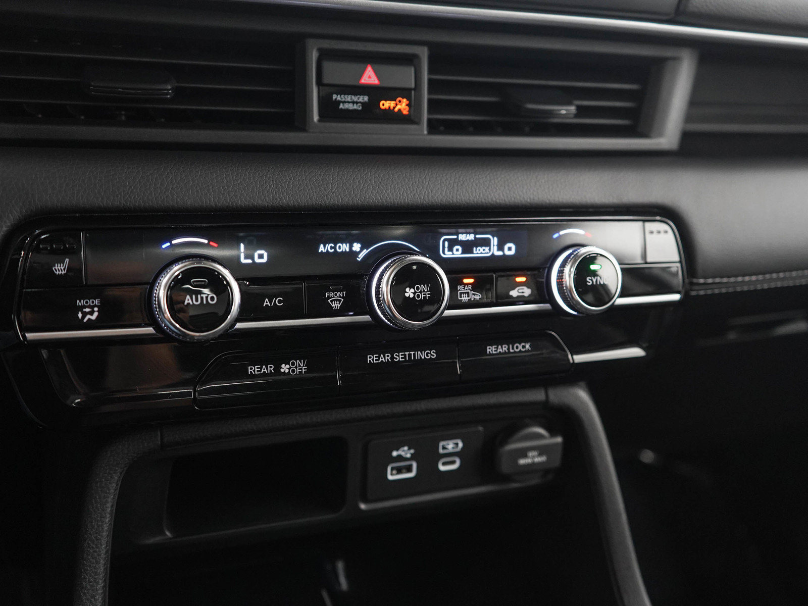 Used 2025 Honda Pilot Touring image 23