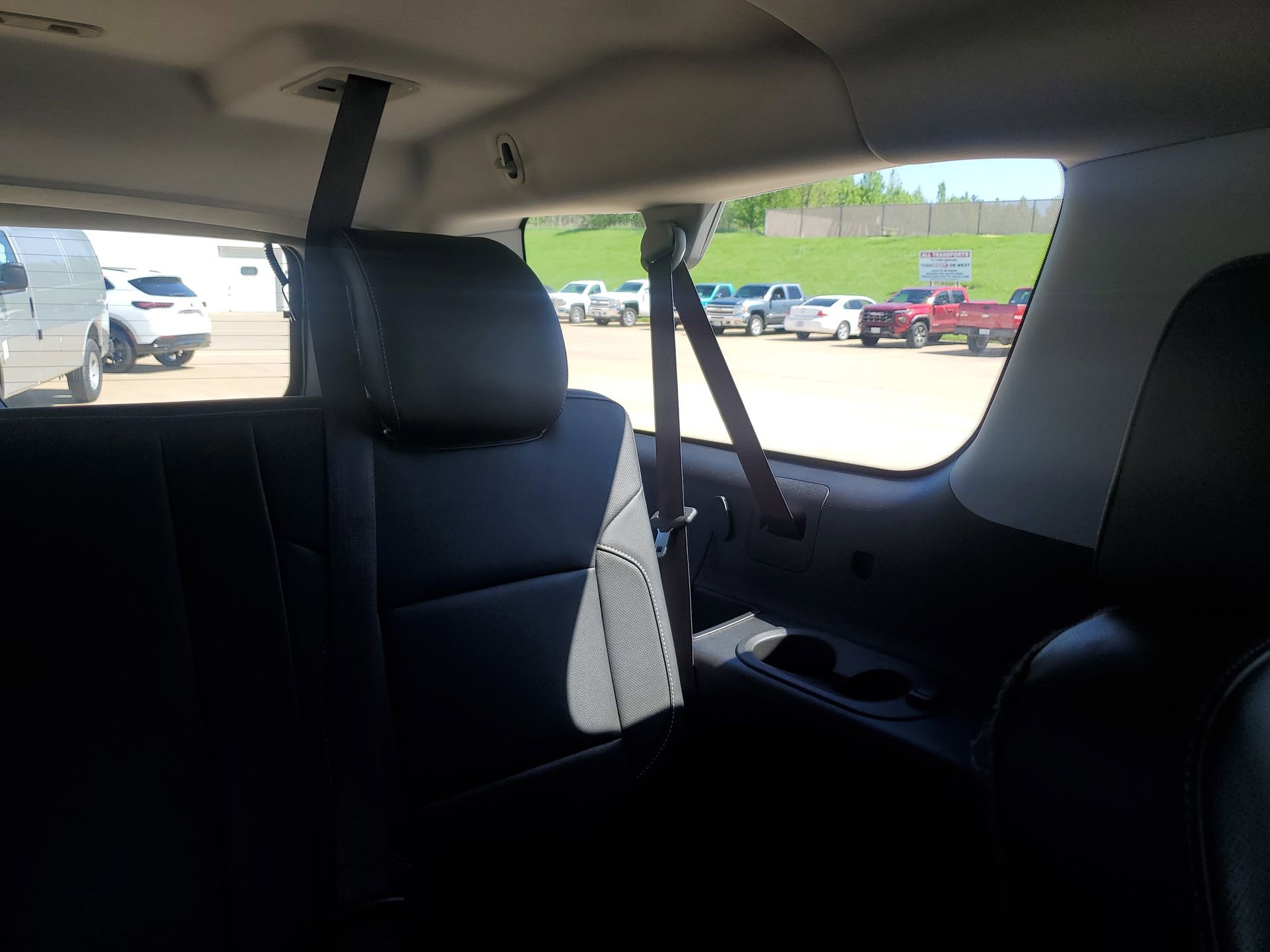 Used 2015 Chevrolet Suburban LTZ AWD/4WD image 15
