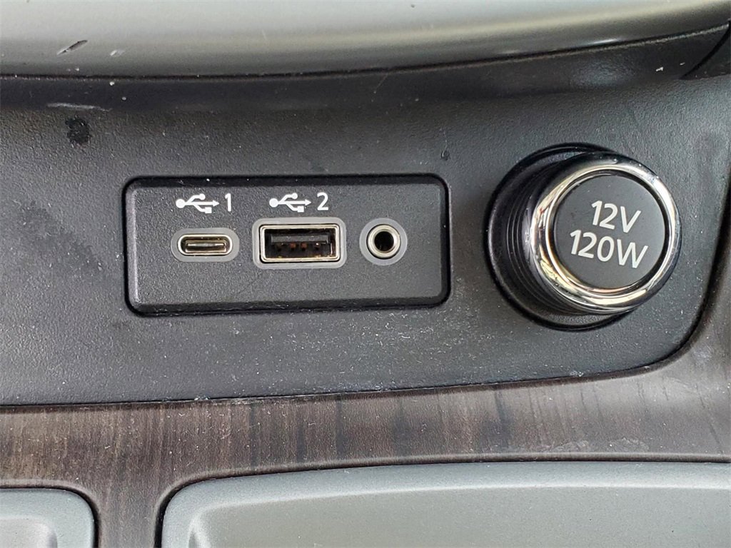 Certified 2021 Nissan Murano Platinum w/ Cargo Package image 30