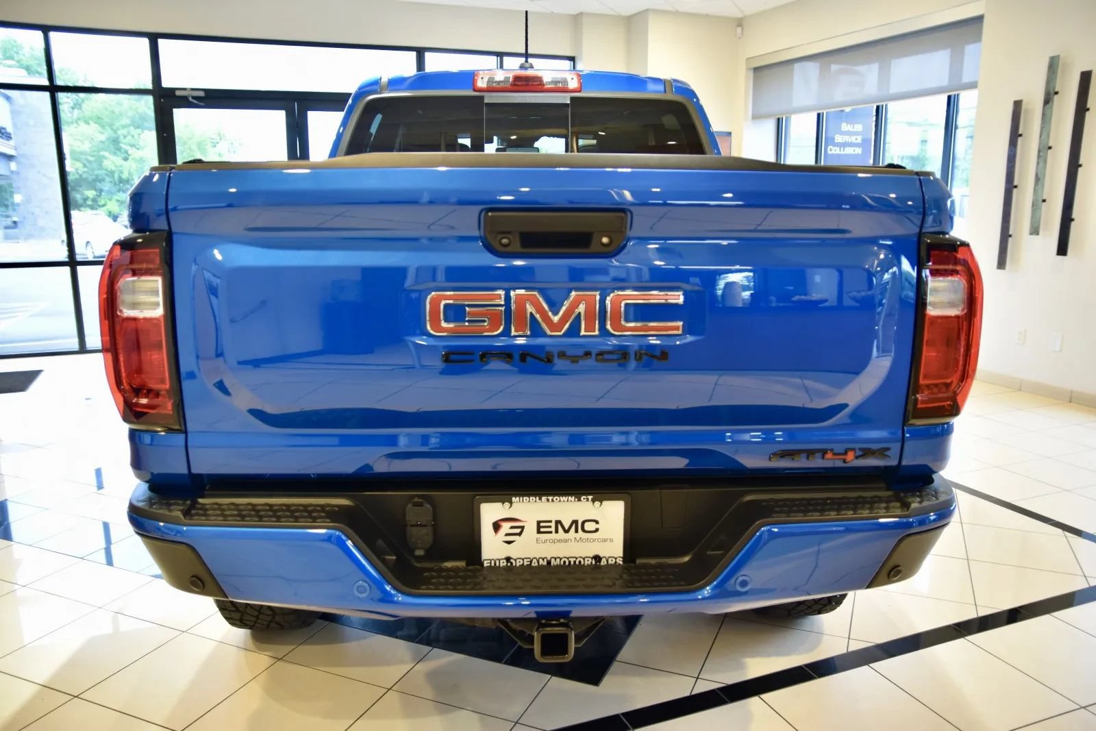 Used 2023 GMC Canyon AT4X AWD/4WD image 5