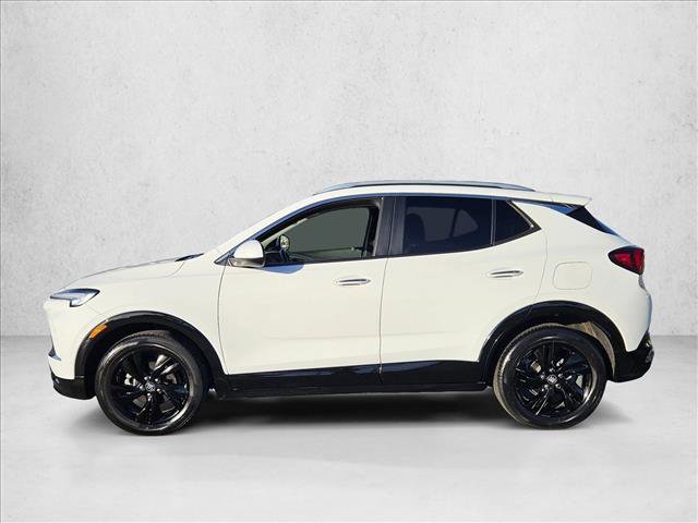 Used 2024 Buick Encore GX Sport Touring image 9