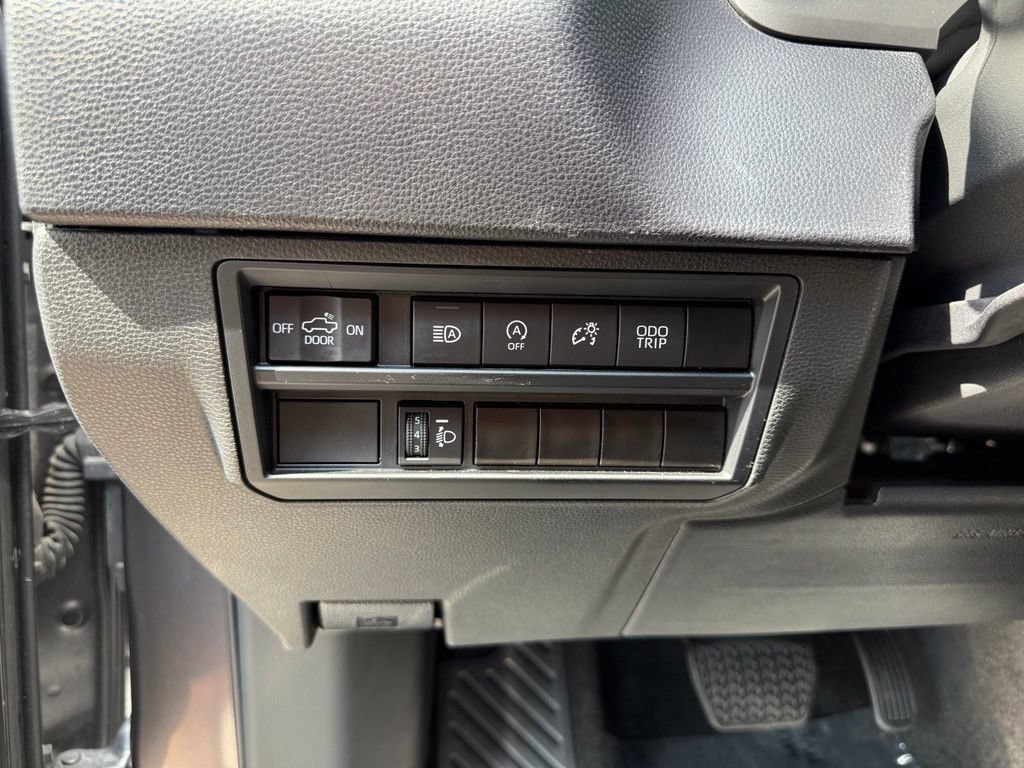 Used 2023 Toyota Tundra SR5 AWD/4WD image 7