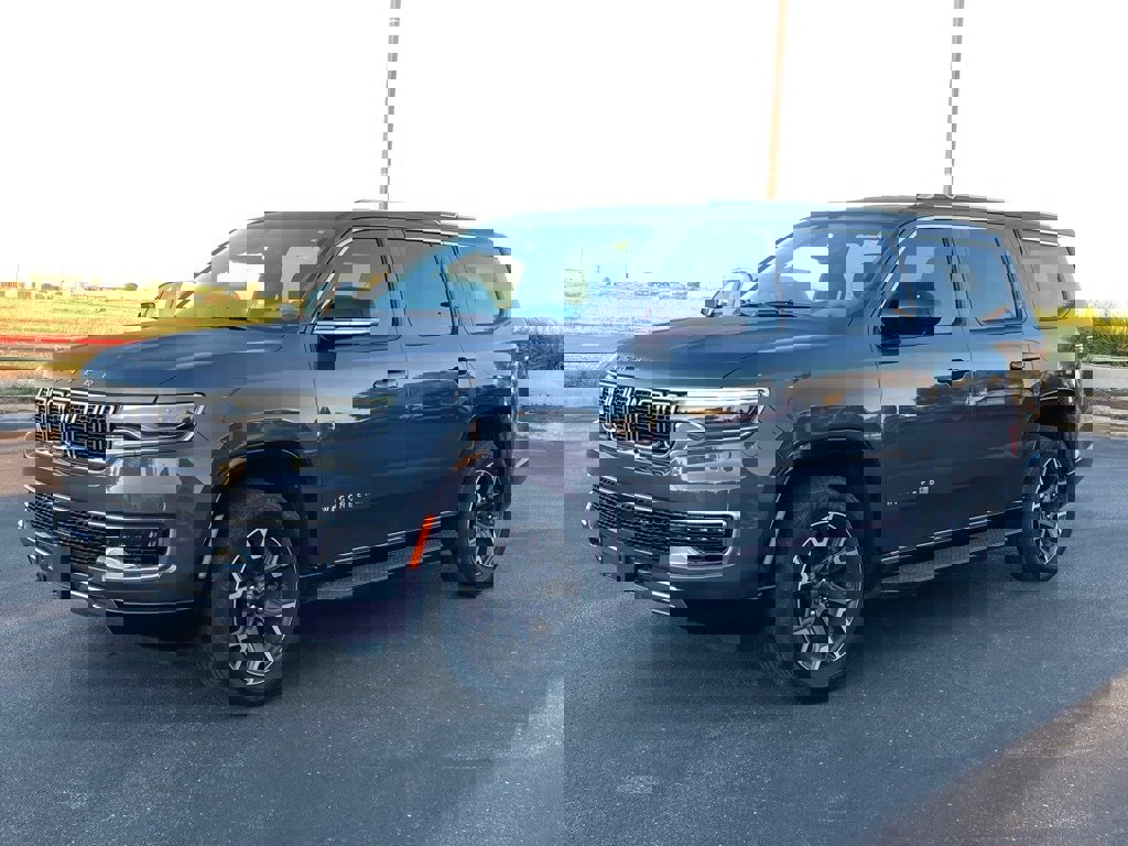 Used 2023 Jeep Wagoneer Series III w/ Convenience Group I