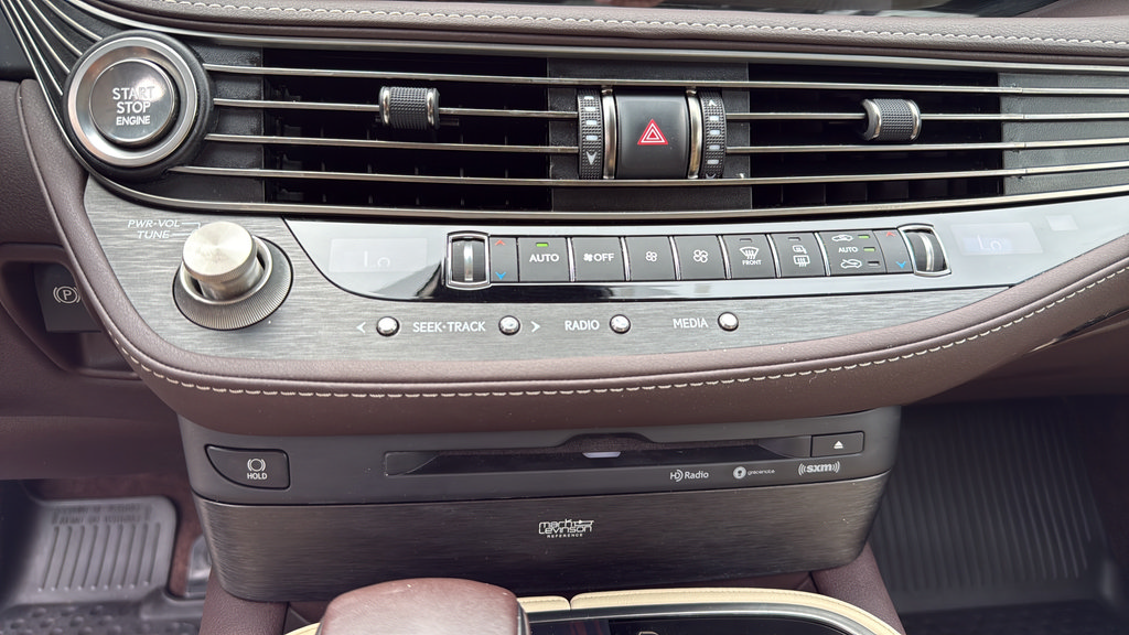 Used 2019 Lexus LS 500 AWD w/ Interior Upgrade Package image 30
